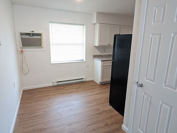 2nd image of 1018 N Christina Ave #D