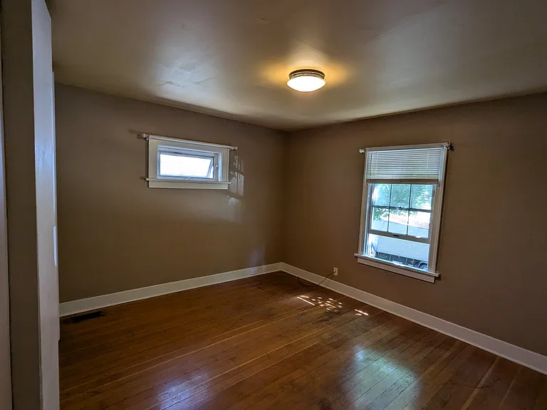 1808 Lake Ave S — Photo 7