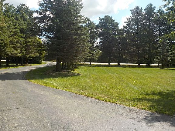 3rd image of 3903 N Il Route 47