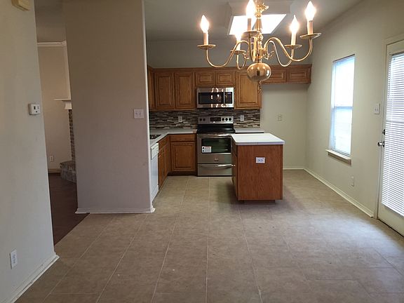 4th image of 7111 Norman Ln