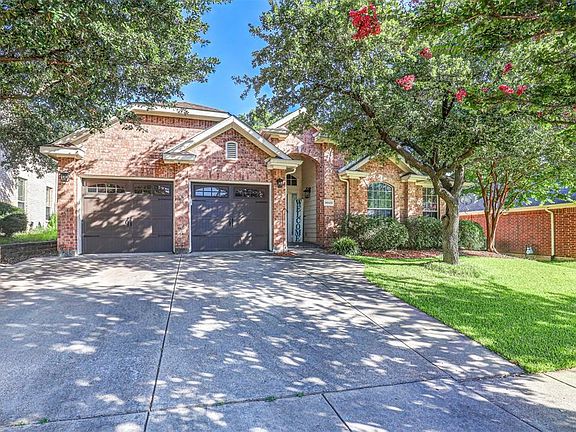 3rd image of 8020 Mount Shasta Cir