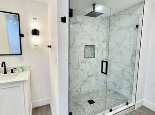 13216 Admiral Ave UNIT C, Marina Del Rey, CA 90292
