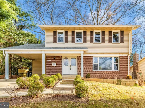 674 College Pkwy, Rockville, MD 20850