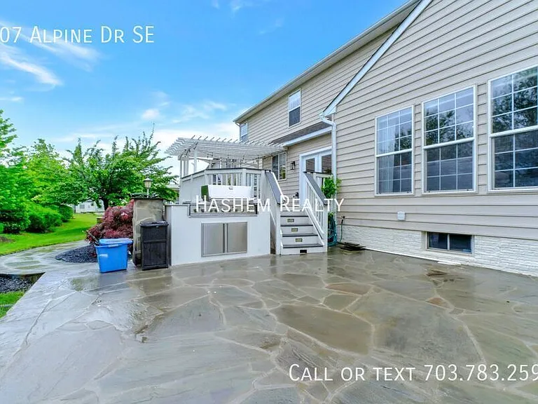 207 Alpine Dr SE — Photo 28
