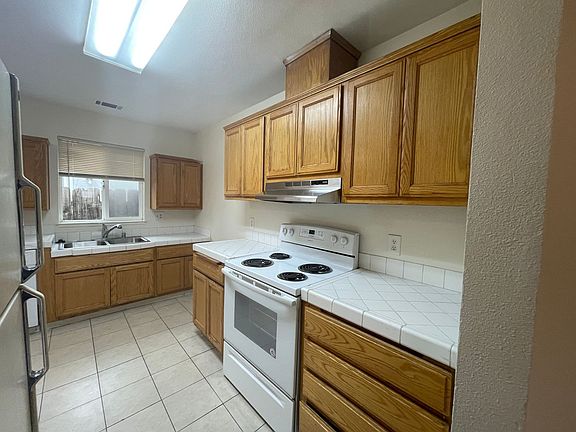 3rd image of 9519 Bancroft Way #0