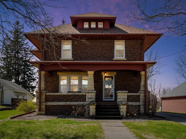 309 N Page St, Monona, IA 52159