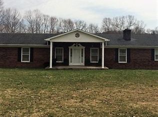8555 Green River Rd, Hustonville, KY 40437