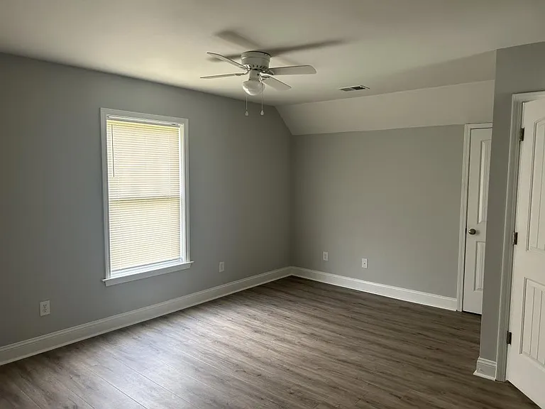 3713 Breckridge Cir — Photo 14