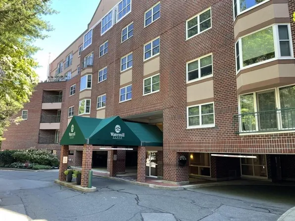 1 Watermill Pl Unit 306, Arlington, MA 02476