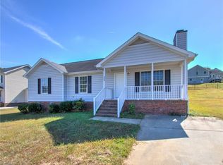 949 Shalimar Dr, Winston Salem, NC 27107