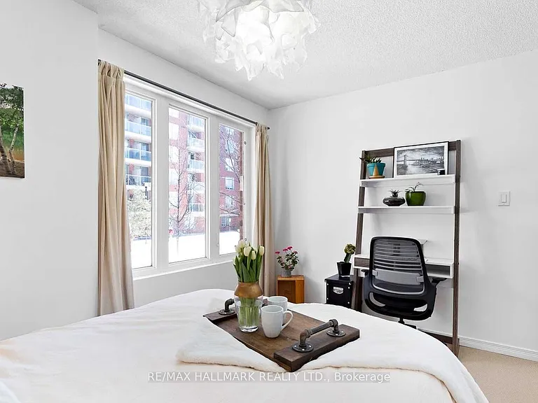 11 Ruttan St #122 — Photo 15