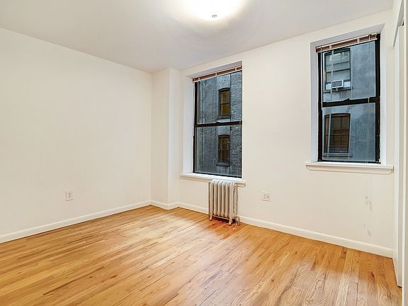 2nd image of 310 W 95th St APT 3F