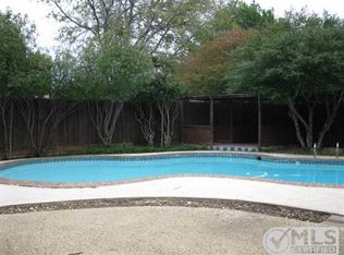 2701 Regal Rd, Plano, TX 75075