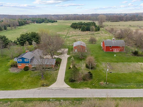 5th image of 20216 Muckshaw Rd