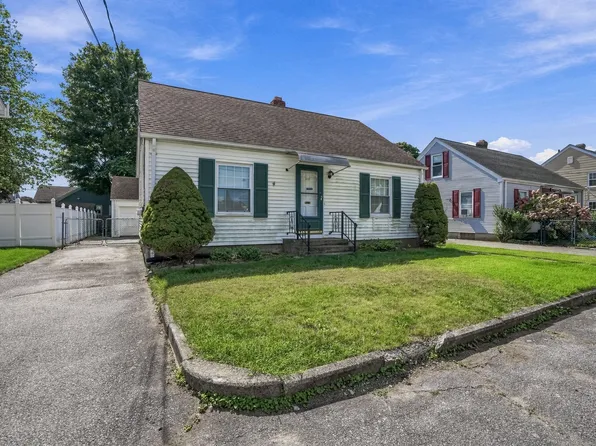 377 Vine St, Pawtucket, RI 02861