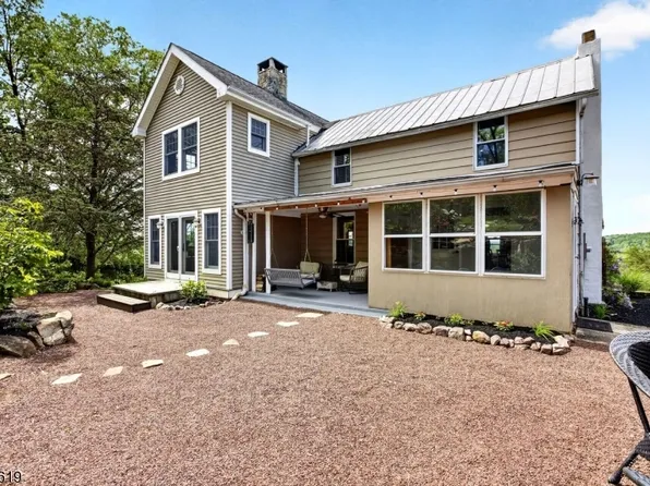 70 Crab Apple Hill Rd, Holland Twp., NJ 08848