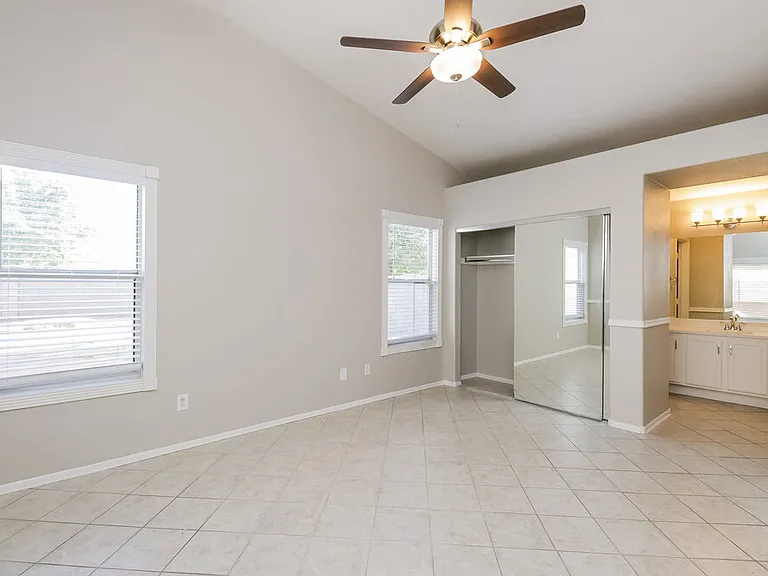 2415 E Browning Pl — Photo 10