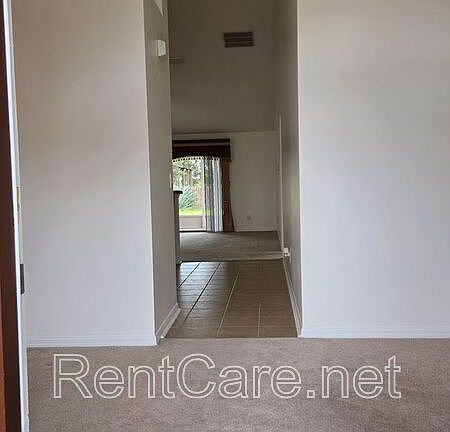 3rd image of 608 Hatchwood Dr