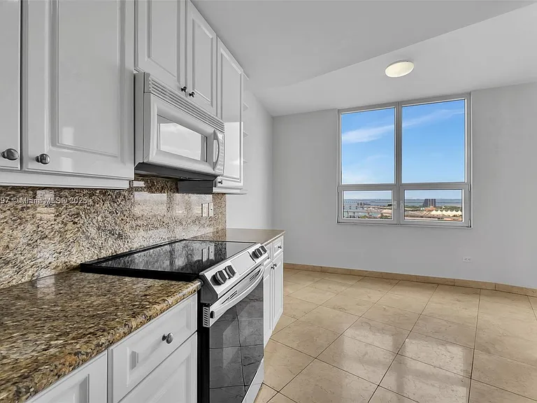 848 Brickell Key Dr #2602 — Photo 14