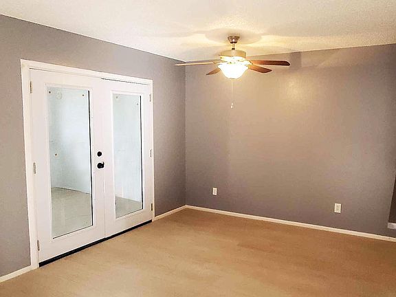 2nd image of 1831 North Ave #201