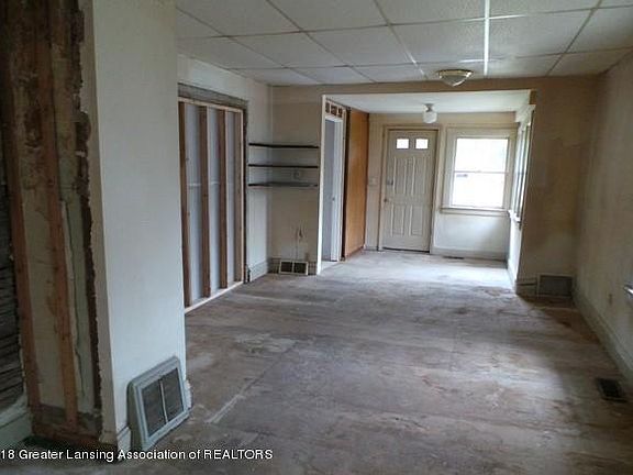 5th image of 1009 W Oakland Ave
