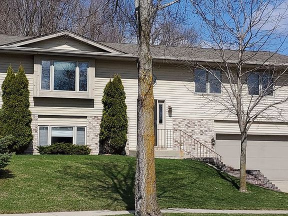 2nd image of 3303 Dubin Cir