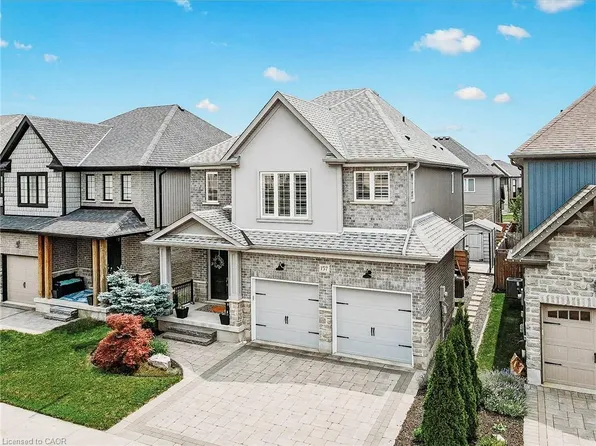 157 Eaglecrest St, Kitchener, ON N2K 0C5