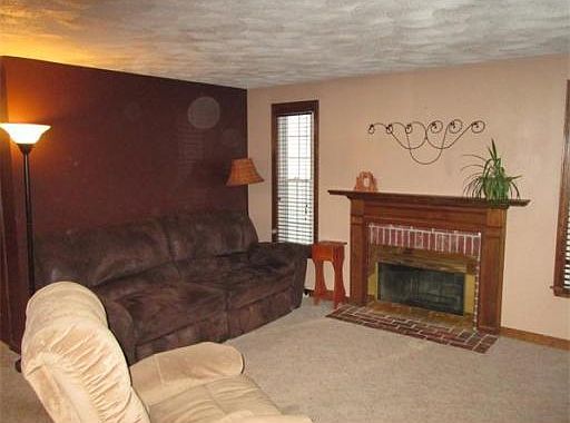3rd image of 20 Woodland Dr Unit 364