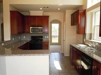 3rd image of 9918 King William Dr