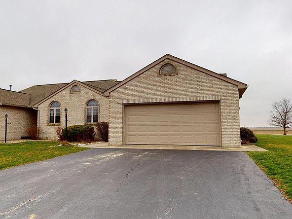 3rd image of 1301 Fairway Dr #U-a