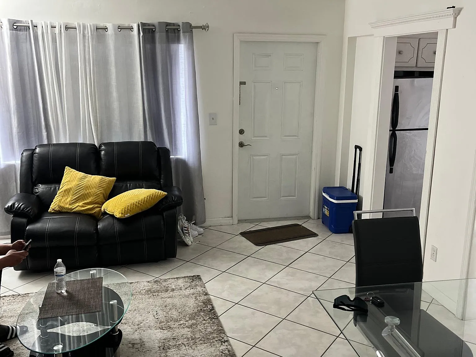 2 bed, 684 sqft, $1,950 — Photo 3