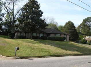 419 Carol Villa Dr, Montgomery, AL 36109