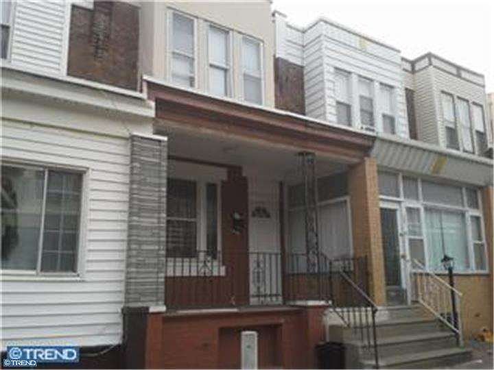 1st image of 952 E Schiller St