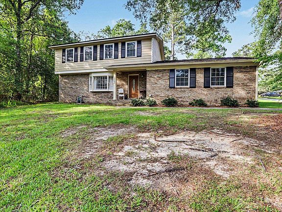 3rd image of 1401 Oldfield Dr