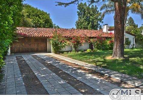 1st image of 11639 Blix St