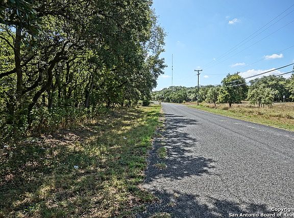 2nd image of 27252 Sherwood Forest Dr