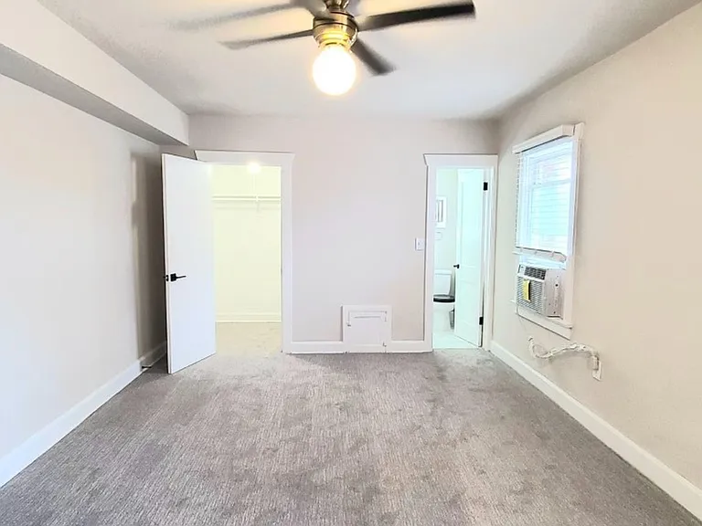 Bigelow Chapman Apartments — Photo 16