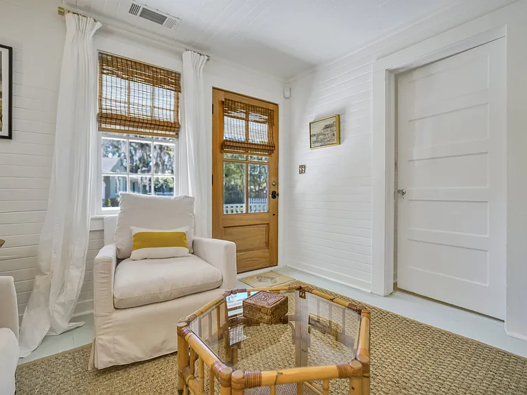 3228 Bannon Dr — Photo 10
