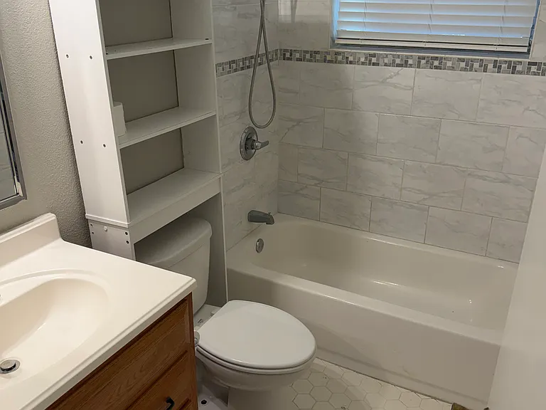 1723 SW Packard St — Photo 10