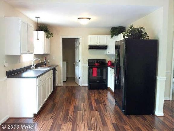 Kitchen/Laundry Room