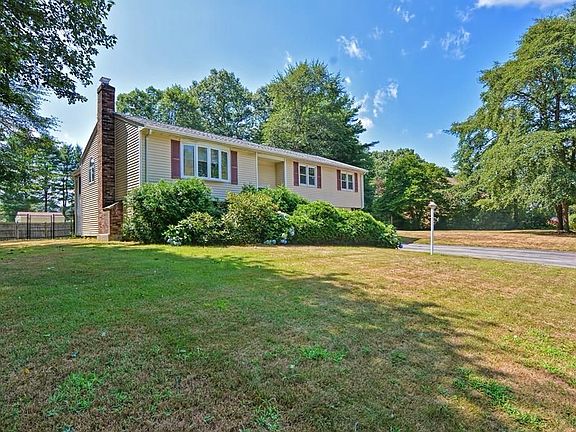 3rd image of 99 Ash Park Dr