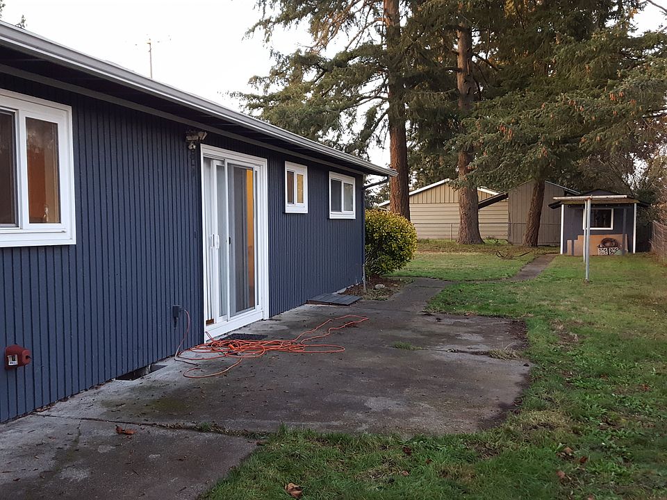 2nd image of 13719 Yakima Ave S