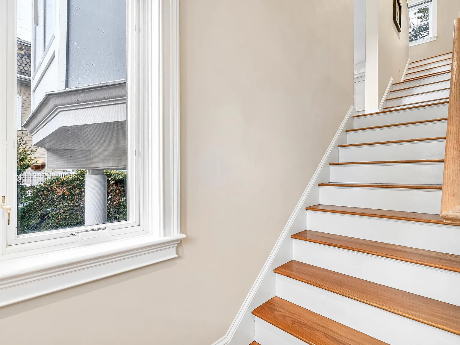 4 bed, 2.5 bath, 1640 sqft, $6,500 — Photo 3