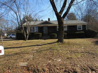 8 Adamsdale Rd, North Attleboro, MA 02760