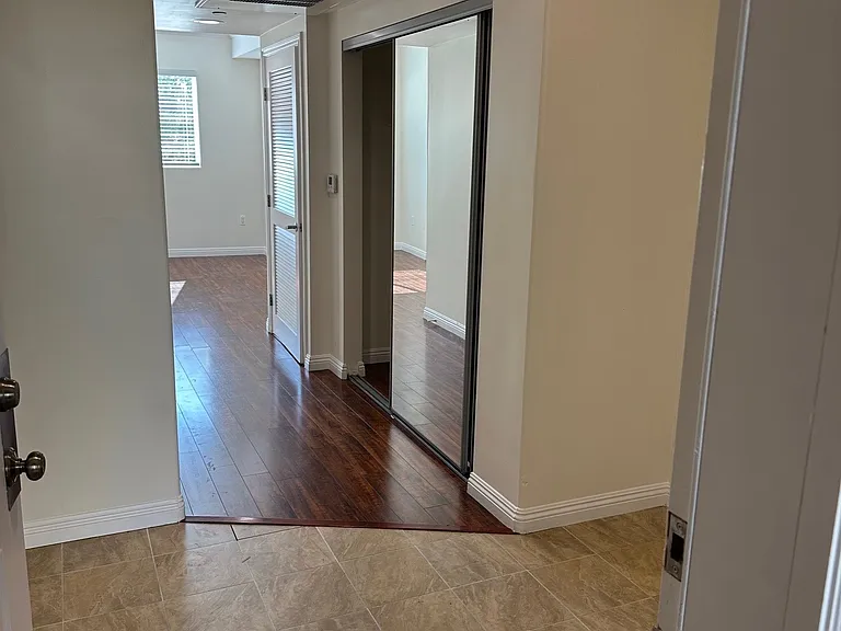 Vesper Avenue — Photo 14