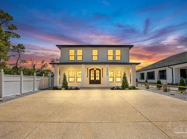 13611 Zodiac Dr, Pensacola, FL 32507