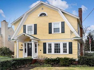 525 Fair St, Warwick, RI 02888