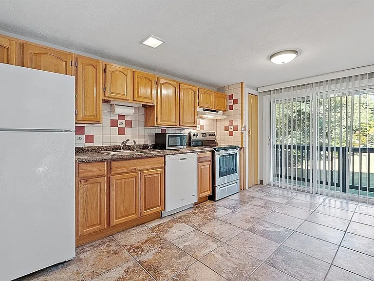 5 Wampus Ave #4 — Photo 2