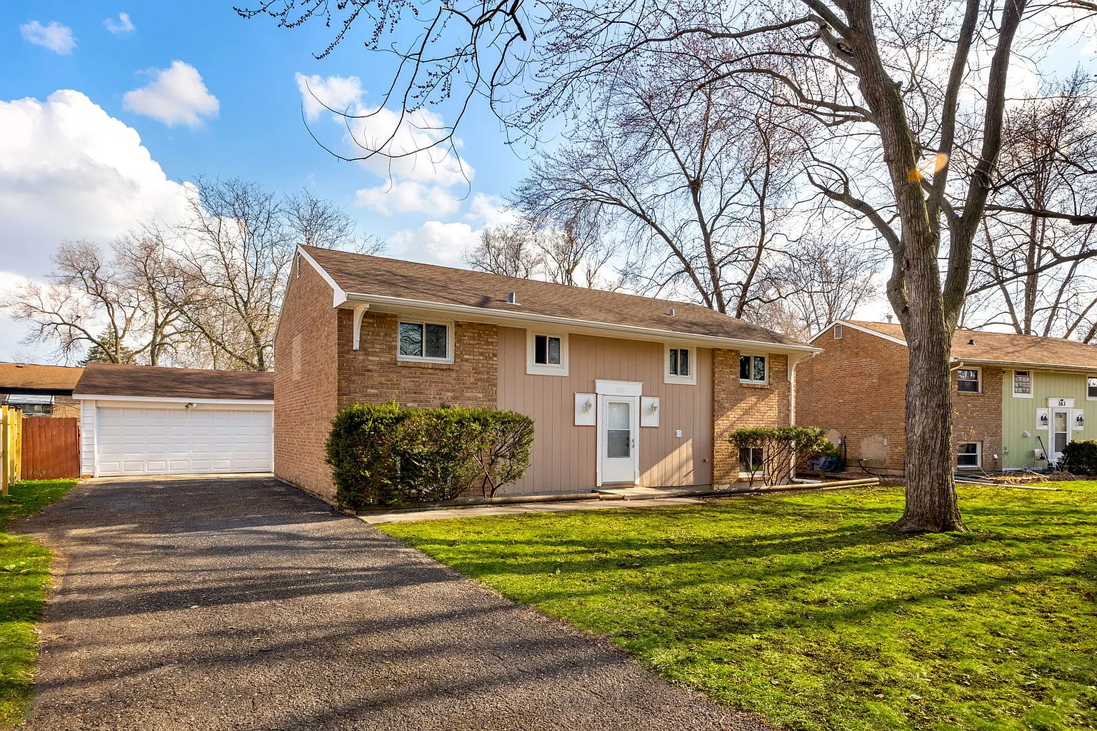 167 Nutwood Ct photo 1