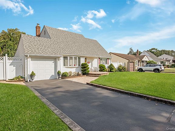 3rd image of 9 Linwood Avenue
